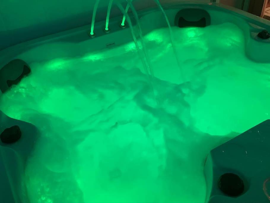 Perfect Couple Retreat To Unwind&Relax With Hottub Daire Peacehaven Dış mekan fotoğraf